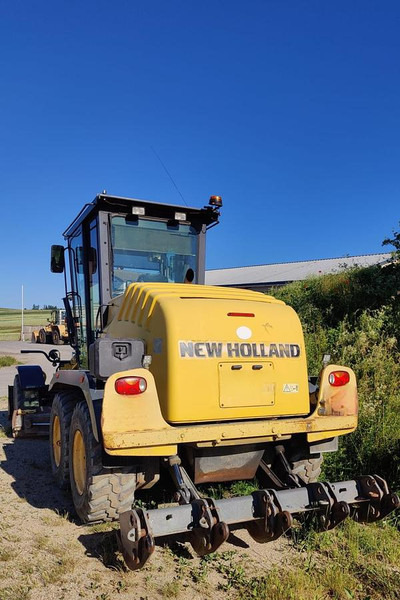 New Holland F106.6A Motorgrader - Grader: foto 3 New Holland F106.6A Motorgrader - Grader: foto 3