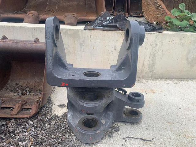 Volvo Stütze / Knickgelenk / Anbaubock passend zu Volvo ECR88 - Excavadora: foto 4 Volvo Stütze / Knickgelenk / Anbaubock passend zu Volvo ECR88 - Excavadora: foto 4