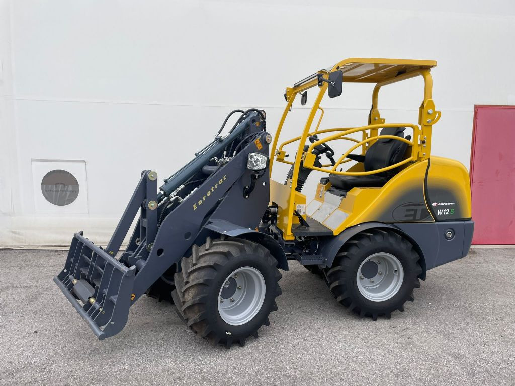 Eurotrac Eurotrac 820/W12S - Cargadora de ruedas: foto 1 Eurotrac Eurotrac 820/W12S - Cargadora de ruedas: foto 1
