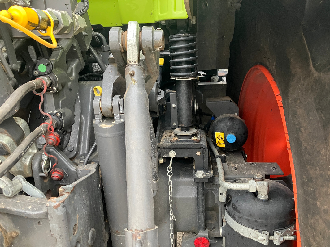 CLAAS Arion 550 - Tractor: foto 5 CLAAS Arion 550 - Tractor: foto 5