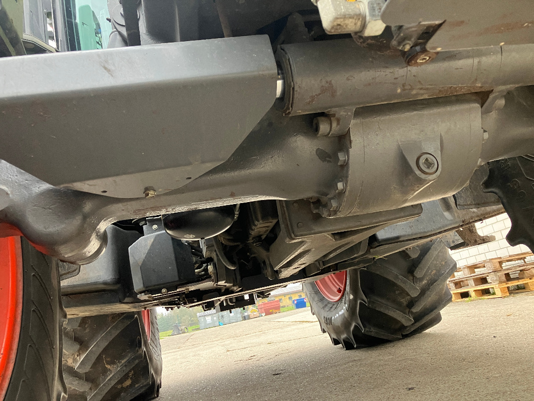 CLAAS Arion 550 - Tractor: foto 4 CLAAS Arion 550 - Tractor: foto 4