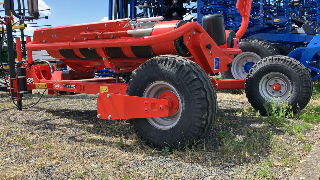 Kuhn RW 1410C - Encintadora de pacas: foto 2 Kuhn RW 1410C - Encintadora de pacas: foto 2