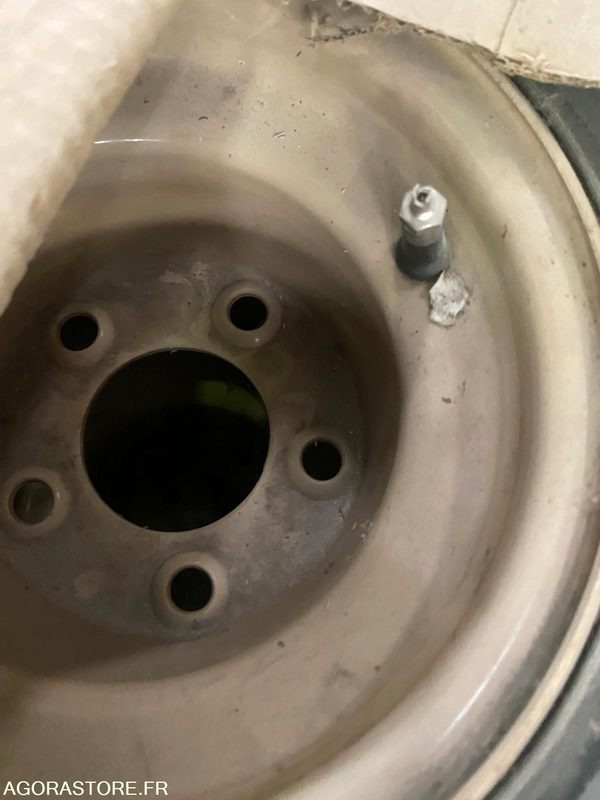 4 Roues completes CARLISLE 18 X 9.50-8 pour DITCH WITCH R300 - Equipo de construcción: foto 3 4 Roues completes CARLISLE 18 X 9.50-8 pour DITCH WITCH R300 - Equipo de construcción: foto 3
