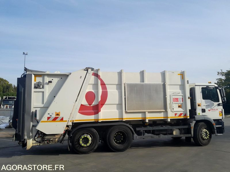 BOM 26T MAN GO (5832-66ICAM571X) - Camión de basura: foto 2 BOM 26T MAN GO (5832-66ICAM571X) - Camión de basura: foto 2