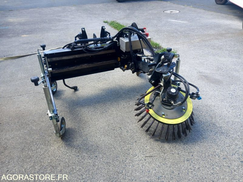 Barredora vial Balayeuse de voirie: foto 9 Barredora vial Balayeuse de voirie: foto 9