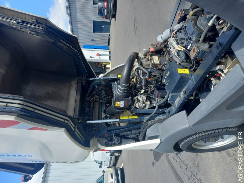 Barredora vial Balayeuse de voirie: foto 6 Barredora vial Balayeuse de voirie: foto 6