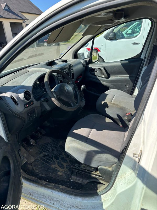 Furgoneta pequeña Berlingo: foto 7