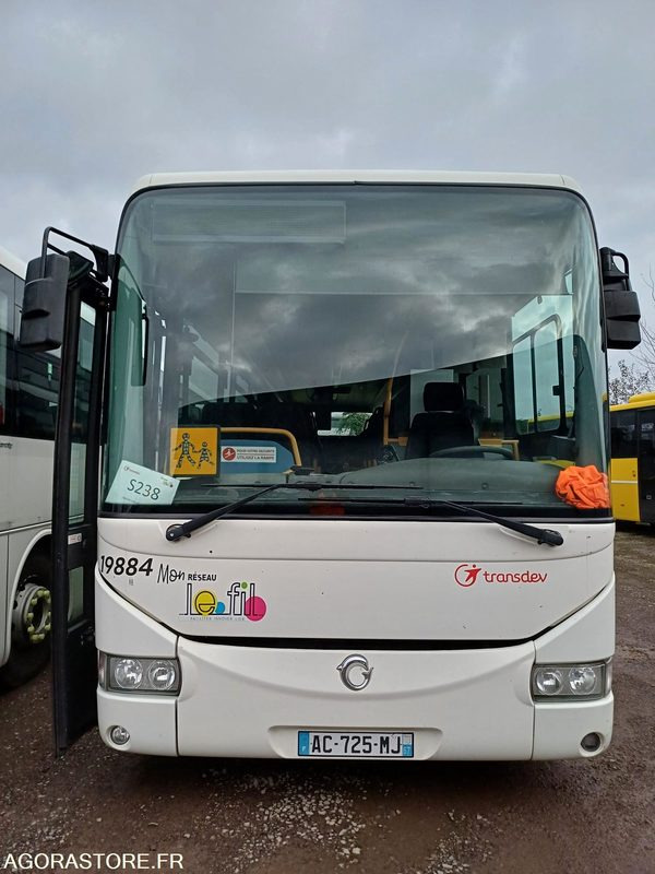 CAR IRISBUS RECREO - PARC 19884 - MEC 2009/395000KM/ AC-725-MJ - Autobús escolar: foto 1 CAR IRISBUS RECREO - PARC 19884 - MEC 2009/395000KM/ AC-725-MJ - Autobús escolar: foto 1
