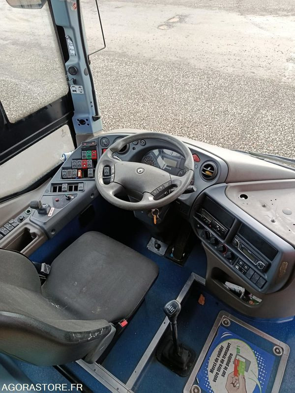 CAR IRISBUS RECREO - PARC 21067- MEC 2011/411000km/ BQ-963-PS - Autobús escolar: foto 5 CAR IRISBUS RECREO - PARC 21067- MEC 2011/411000km/ BQ-963-PS - Autobús escolar: foto 5