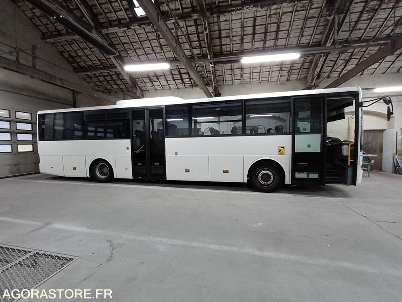 CAR MERCEDES INTOURO 1004 MEC 2010/560322km AT-351-GL - Autobús escolar: foto 2 CAR MERCEDES INTOURO 1004 MEC 2010/560322km AT-351-GL - Autobús escolar: foto 2