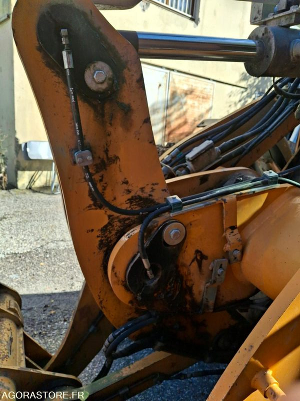 CHARGEUSE CASE 521 F N° DE SERIE NDHE12059 - Cargadora: foto 5 CHARGEUSE CASE 521 F N° DE SERIE NDHE12059 - Cargadora: foto 5