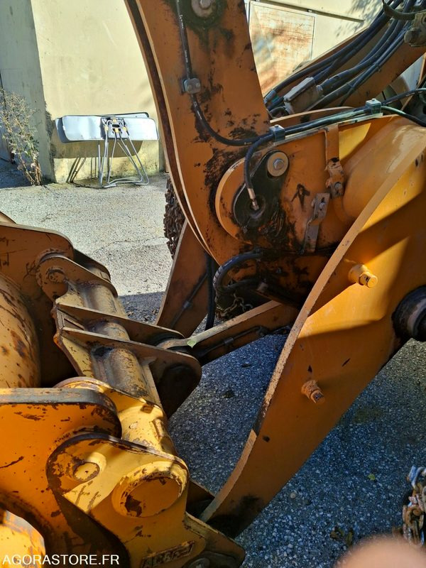 CHARGEUSE CASE 521 F N° DE SERIE NDHE12059 - Cargadora: foto 4 CHARGEUSE CASE 521 F N° DE SERIE NDHE12059 - Cargadora: foto 4