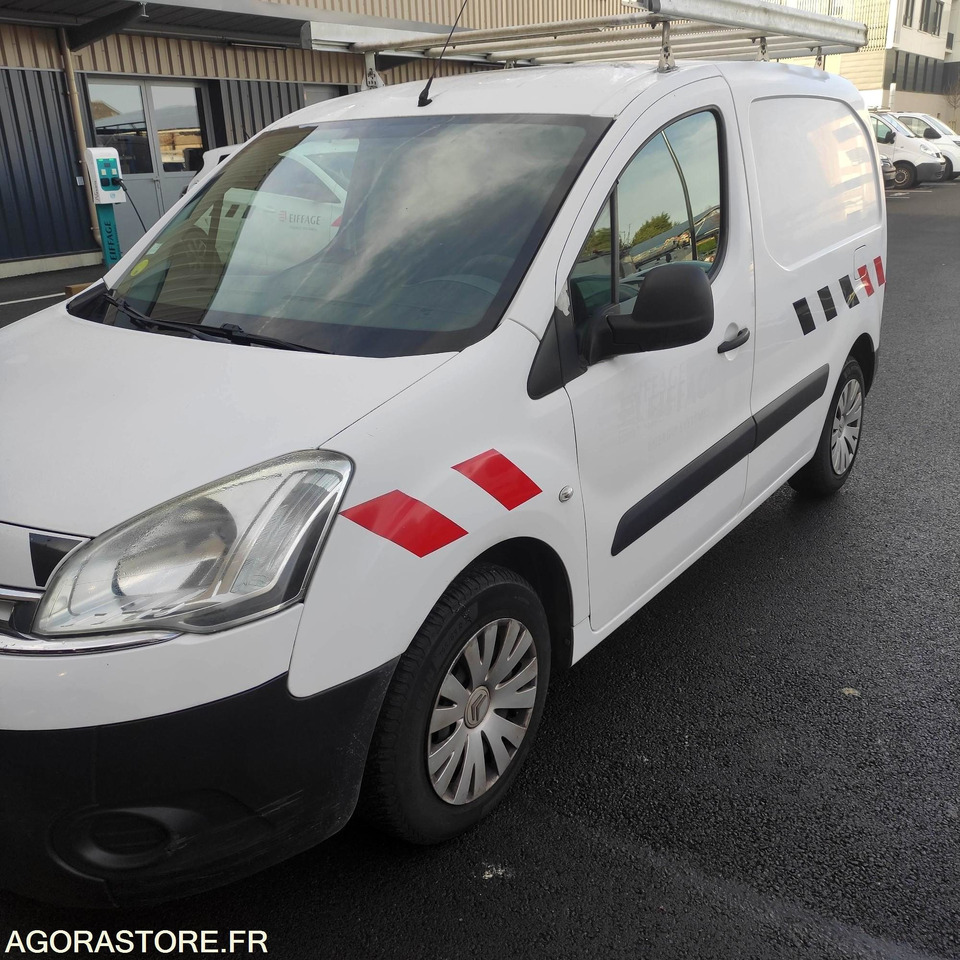 CITROEN - BERLINGO - 2014 / 175088 KMS (DH-407-QC) - Furgón: foto 2 CITROEN - BERLINGO - 2014 / 175088 KMS (DH-407-QC) - Furgón: foto 2