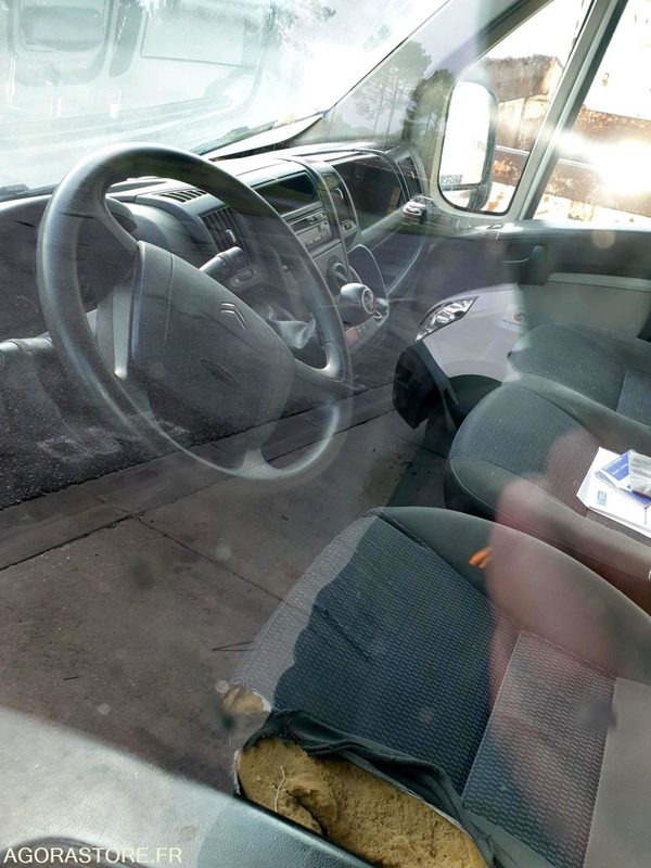 CITROEN JUMPER - 2011 - 152237km - Furgón: foto 4 CITROEN JUMPER - 2011 - 152237km - Furgón: foto 4