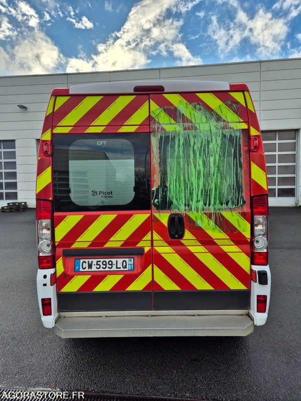 CITROEN JUMPER CW-599-LQ - Ambulancia: foto 3 CITROEN JUMPER CW-599-LQ - Ambulancia: foto 3