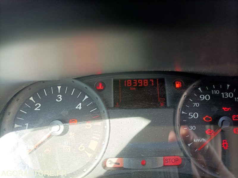 CLIO III 2010 2 places - Coche: foto 5 CLIO III 2010 2 places - Coche: foto 5