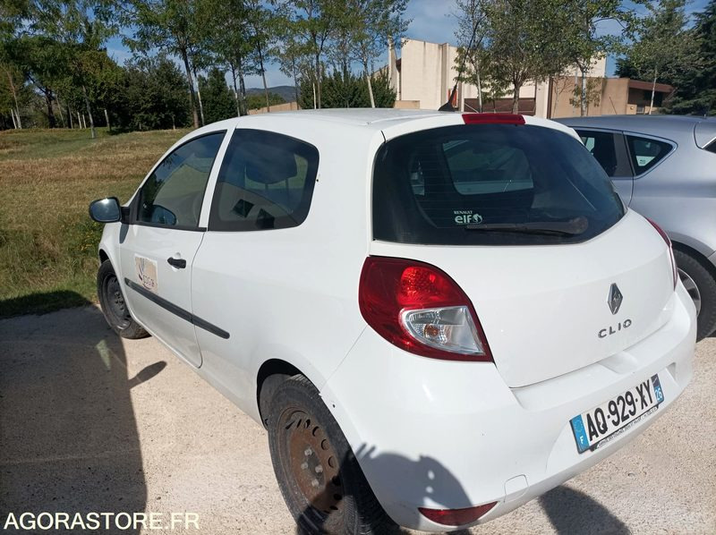 CLIO III 2010 2 places - Coche: foto 1 CLIO III 2010 2 places - Coche: foto 1