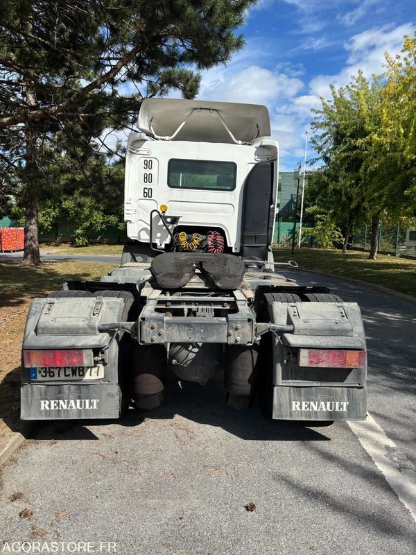 TRACTEUR RENAULT - 2002 - 462695 Kms - Cabeza tractora: foto 3 TRACTEUR RENAULT - 2002 - 462695 Kms - Cabeza tractora: foto 3