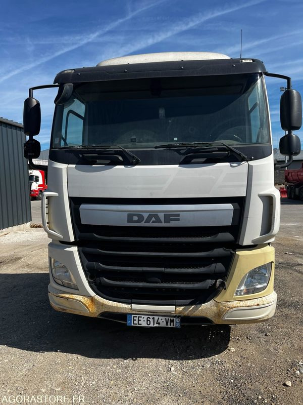 Tracteur DAF 4x2 CF - 2016 / 309955 KM - Cabeza tractora: foto 1 Tracteur DAF 4x2 CF - 2016 / 309955 KM - Cabeza tractora: foto 1