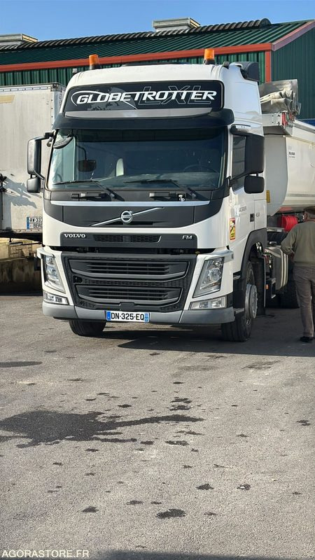 VOLVO FMII 450 EURO 6 - 2015 - 445 000 KMS - Cabeza tractora: foto 1 VOLVO FMII 450 EURO 6 - 2015 - 445 000 KMS - Cabeza tractora: foto 1
