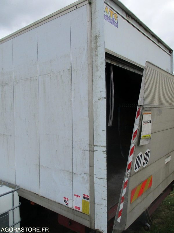 Camión Camion IVECO + hayon élévateur: foto 8