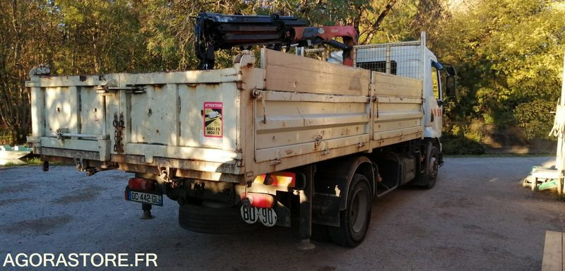 Camion benne avec grue - Renault Midlum 2001 293846kms - Camión: foto 4 Camion benne avec grue - Renault Midlum 2001 293846kms - Camión: foto 4