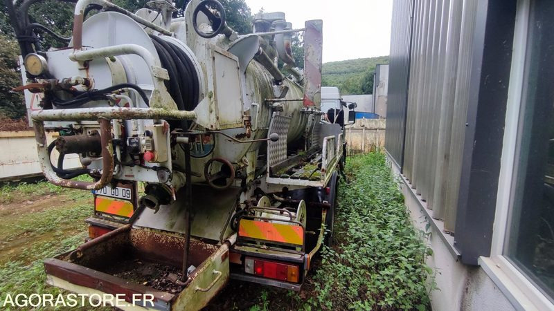 Camion Hydrocureur Renault - Limpieza de alcantarillado: foto 4 Camion Hydrocureur Renault - Limpieza de alcantarillado: foto 4