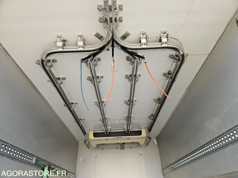 IVECO DAILY 72C21 PORTE VIANDE FRIGORIFIQUE - 2017 - 360 000KM - Camión: foto 5 IVECO DAILY 72C21 PORTE VIANDE FRIGORIFIQUE - 2017 - 360 000KM - Camión: foto 5