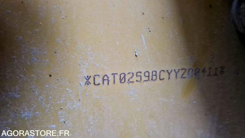 Minicargadora de cadenas Chargeur compact CATERPILLAR 259B3 -  YYZ00411 - 2011 - 3581h: foto 15