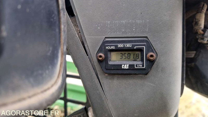 Minicargadora de cadenas Chargeur compact CATERPILLAR 259B3 -  YYZ00411 - 2011 - 3581h: foto 6