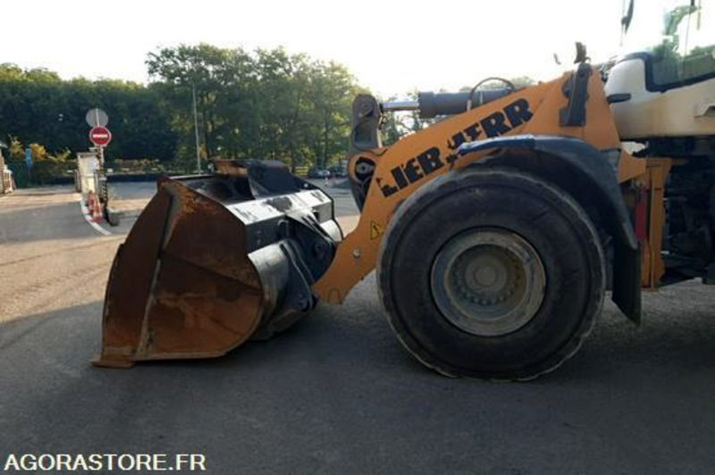Chargeuse sur pneus LIEBHERR L566 XPower - 2016 / 11 762 HEURES - Cargadora: foto 3 Chargeuse sur pneus LIEBHERR L566 XPower - 2016 / 11 762 HEURES - Cargadora: foto 3