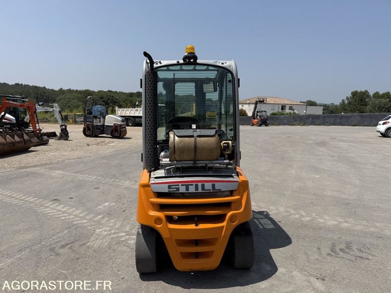 Chariot élévateur STILL 2T5 - 3300heures - Carretilla elevadora de gas: foto 4 Chariot élévateur STILL 2T5 - 3300heures - Carretilla elevadora de gas: foto 4