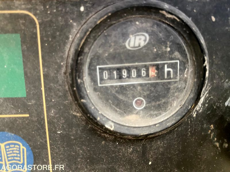 Compresseur de chantier 3.3m3 DOOSAN 7/31 - INGERSOLL RAND - Compresor de aire: foto 3 Compresseur de chantier 3.3m3 DOOSAN 7/31 - INGERSOLL RAND - Compresor de aire: foto 3
