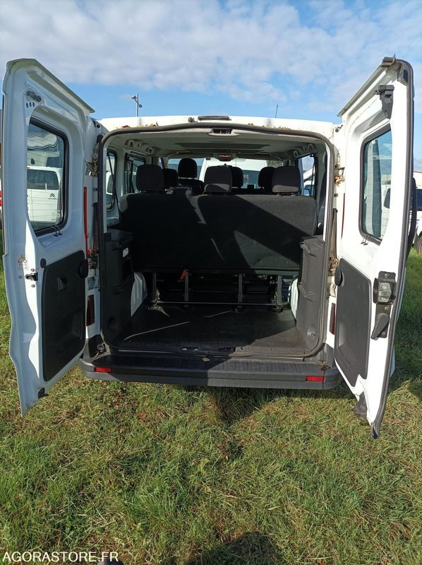 DS-311-SJ - Roulant - RENAULT TRAFIC - VP - 331 363 Kms - Minibús, Furgoneta de pasajeros: foto 4 DS-311-SJ - Roulant - RENAULT TRAFIC - VP - 331 363 Kms - Minibús, Furgoneta de pasajeros: foto 4