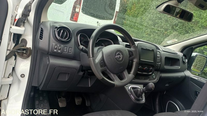 EK-338-TQ - Roulant - OPEL VIVARO - VASP - 510 896 Kms - Ambulancia: foto 4 EK-338-TQ - Roulant - OPEL VIVARO - VASP - 510 896 Kms - Ambulancia: foto 4