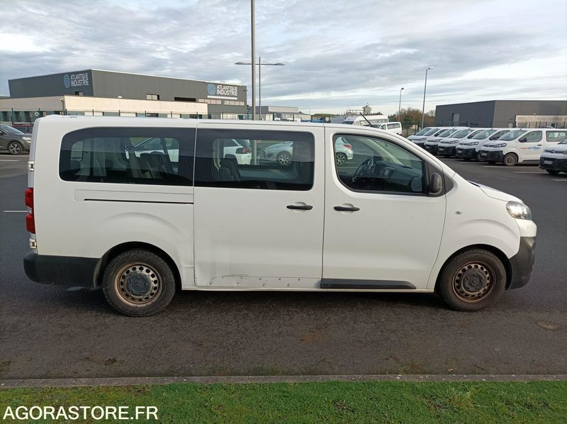 EY-346-BY - Roulant - CITROEN JUMPY SPACE TOURER - VP - 189 243 Kms "CG PERDUE" - Minibús, Furgoneta de pasajeros: foto 3 EY-346-BY - Roulant - CITROEN JUMPY SPACE TOURER - VP - 189 243 Kms "CG PERDUE" - Minibús, Furgoneta de pasajeros: foto 3