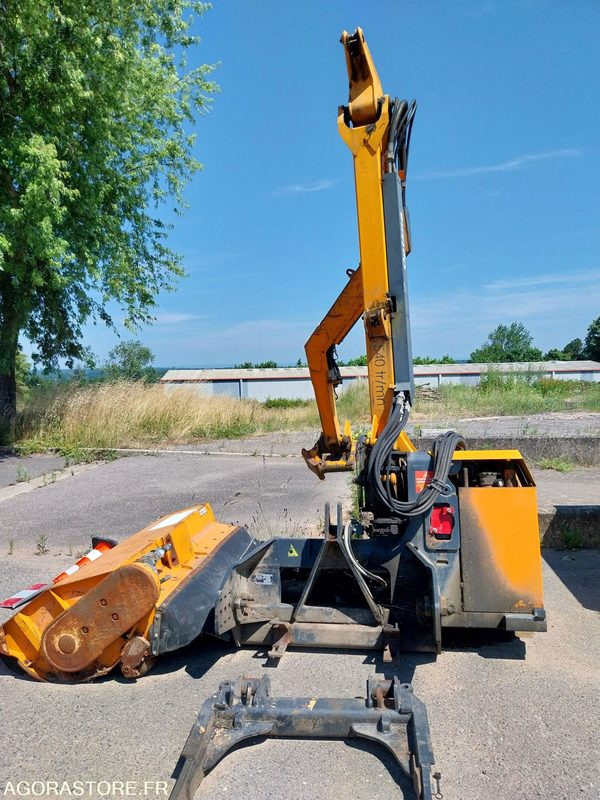 Epareuse Norémat Optima avec tête de fauchage rousseau technipro 160 - Desbrozadora de brazo: foto 4 Epareuse Norémat Optima avec tête de fauchage rousseau technipro 160 - Desbrozadora de brazo: foto 4