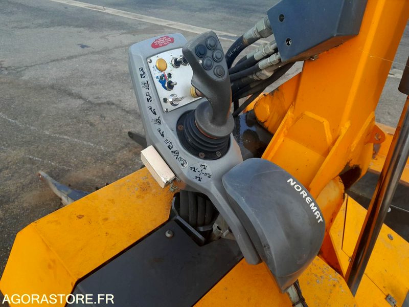 Epareuse Norémat Optima avec tête de fauchage rousseau technipro 160 - Desbrozadora de brazo: foto 3 Epareuse Norémat Optima avec tête de fauchage rousseau technipro 160 - Desbrozadora de brazo: foto 3