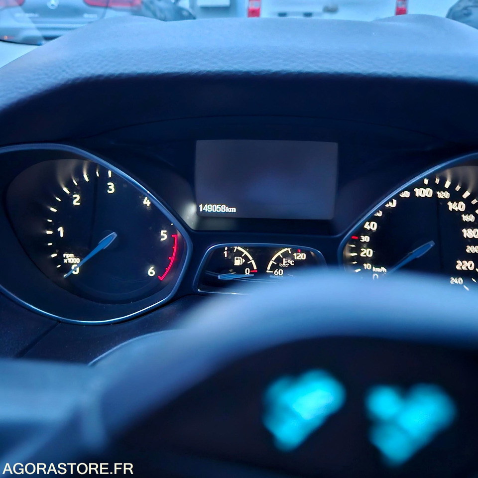 FORD FOCUS 2.0 TDCI 150 CH - Coche: foto 5 FORD FOCUS 2.0 TDCI 150 CH - Coche: foto 5