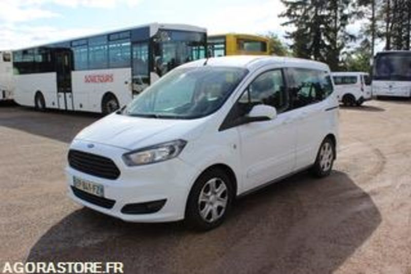 FORD TOURNEO - 2017 - 189 014 KMS - EP841FZ - Furgoneta pequeña: foto 1 FORD TOURNEO - 2017 - 189 014 KMS - EP841FZ - Furgoneta pequeña: foto 1