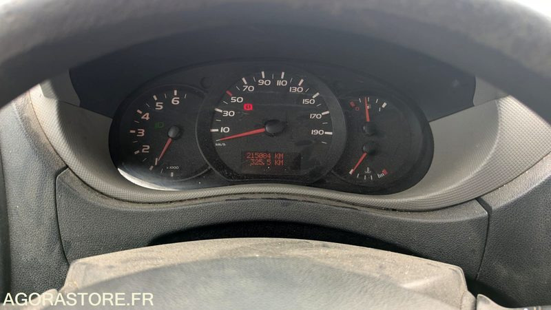 Furgón FOURGON RENAULT MASTER BENNE -3 Places - 2013 / 215084Km (M20320): foto 6 Furgón FOURGON RENAULT MASTER BENNE -3 Places - 2013 / 215084Km (M20320): foto 6