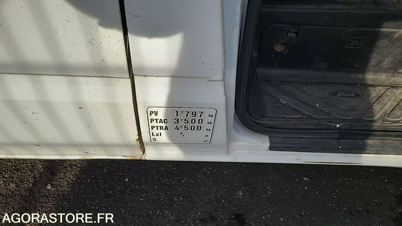 Furgón Ford Transit LS - 2008 - 102029kms -932AZP67: foto 12 Furgón Ford Transit LS - 2008 - 102029kms -932AZP67: foto 12