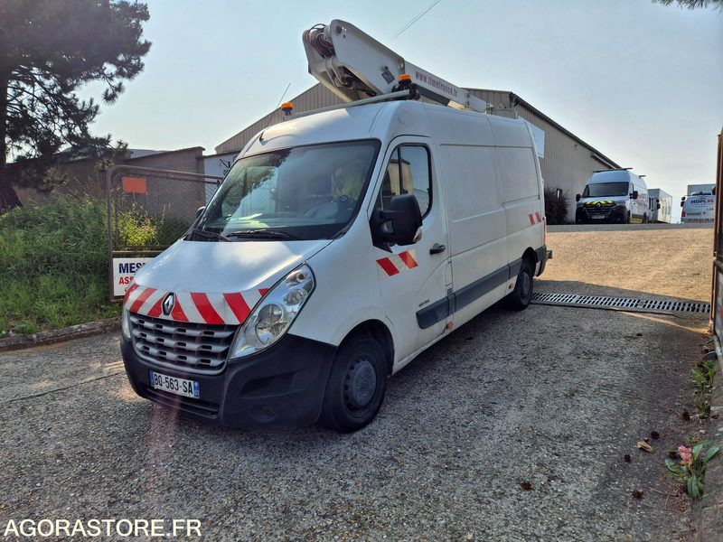 Renault Master 2.3 dci 125 nacelle - 2011 - 320 000km - Furgoneta: foto 1 Renault Master 2.3 dci 125 nacelle - 2011 - 320 000km - Furgoneta: foto 1
