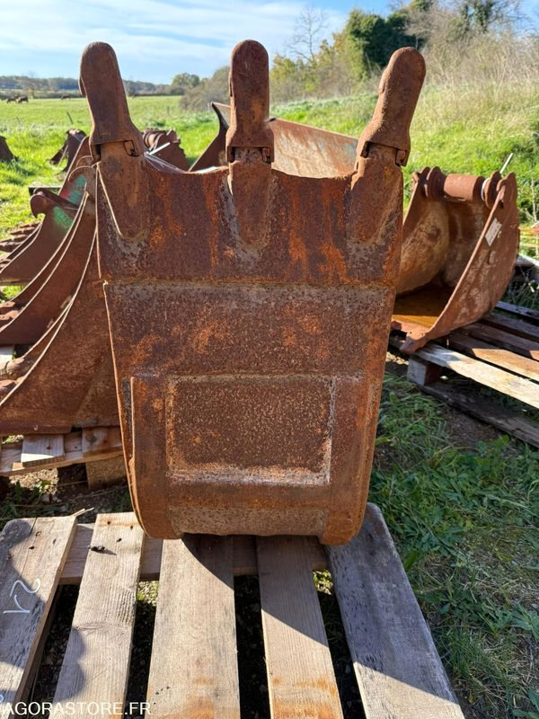 Godet 400mm Morin 2 - Cazo para Maquinaria de construcción: foto 2 Godet 400mm Morin 2 - Cazo para Maquinaria de construcción: foto 2