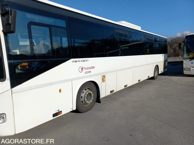 IRISBUS - RECREO - 2009 / 416000 KM - AG372NT (22197 / 2060) - Autobús escolar: foto 3 IRISBUS - RECREO - 2009 / 416000 KM - AG372NT (22197 / 2060) - Autobús escolar: foto 3