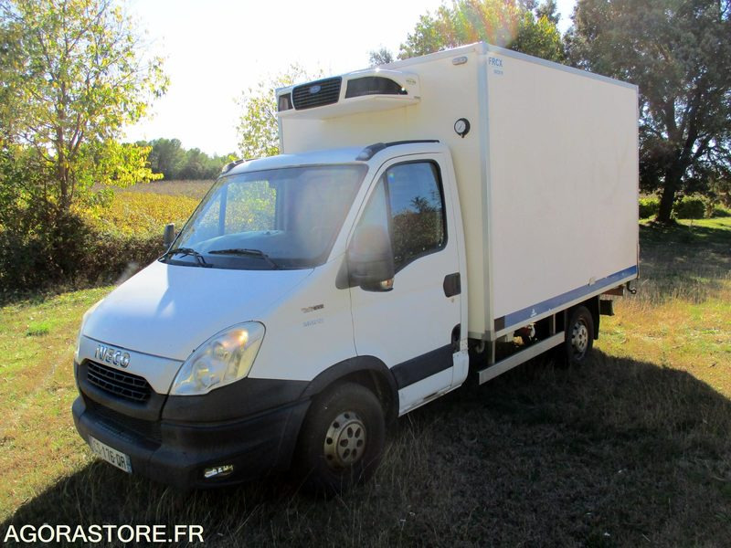 IVECO 35S13 de 2013 chassis cabine frigorifique - Furgoneta frigorifica: foto 1 IVECO 35S13 de 2013 chassis cabine frigorifique - Furgoneta frigorifica: foto 1