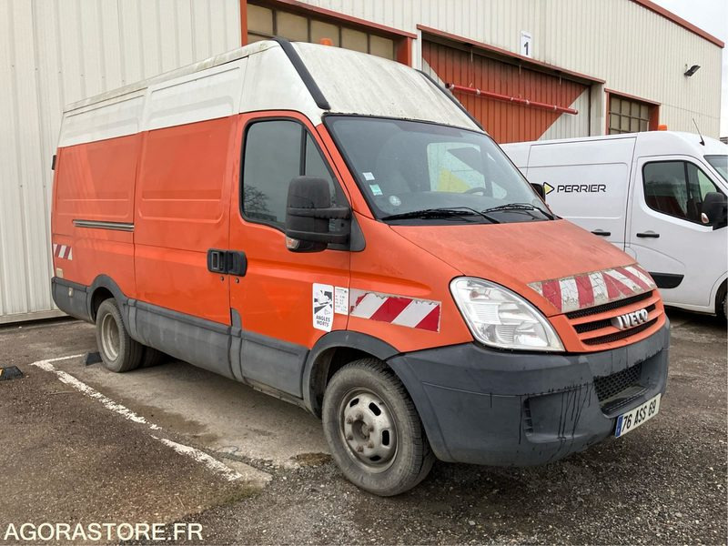 IVECO - 50C15 - 2007 / 332349 KM (P2001860) - Furgón: foto 3 IVECO - 50C15 - 2007 / 332349 KM (P2001860) - Furgón: foto 3