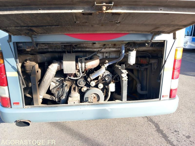 IVECO BUS AXER N°073076 - Autobús escolar: foto 5 IVECO BUS AXER N°073076 - Autobús escolar: foto 5