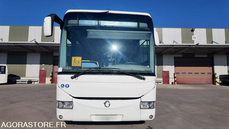 Irisbus / Iveco Crossway / 12.8m / Lift / Clim - Autobús escolar: foto 2 Irisbus / Iveco Crossway / 12.8m / Lift / Clim - Autobús escolar: foto 2