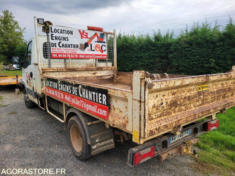 Iveco 35c12 - Furgoneta basculante: foto 4 Iveco 35c12 - Furgoneta basculante: foto 4
